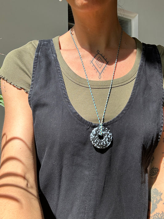 Collier donut Jaspe dalmatien noire