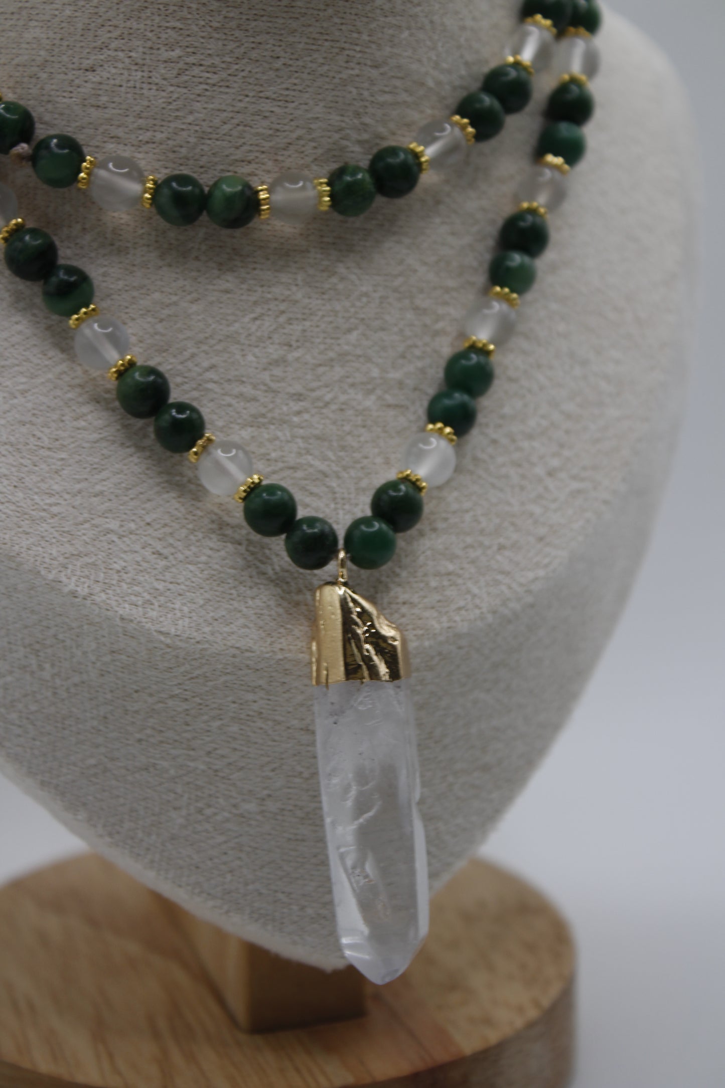 Collier long